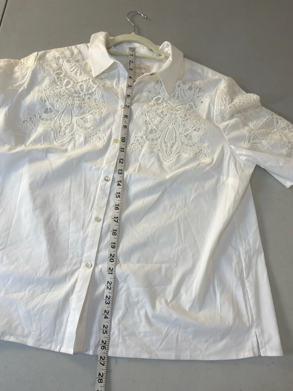 Chicos crisp white